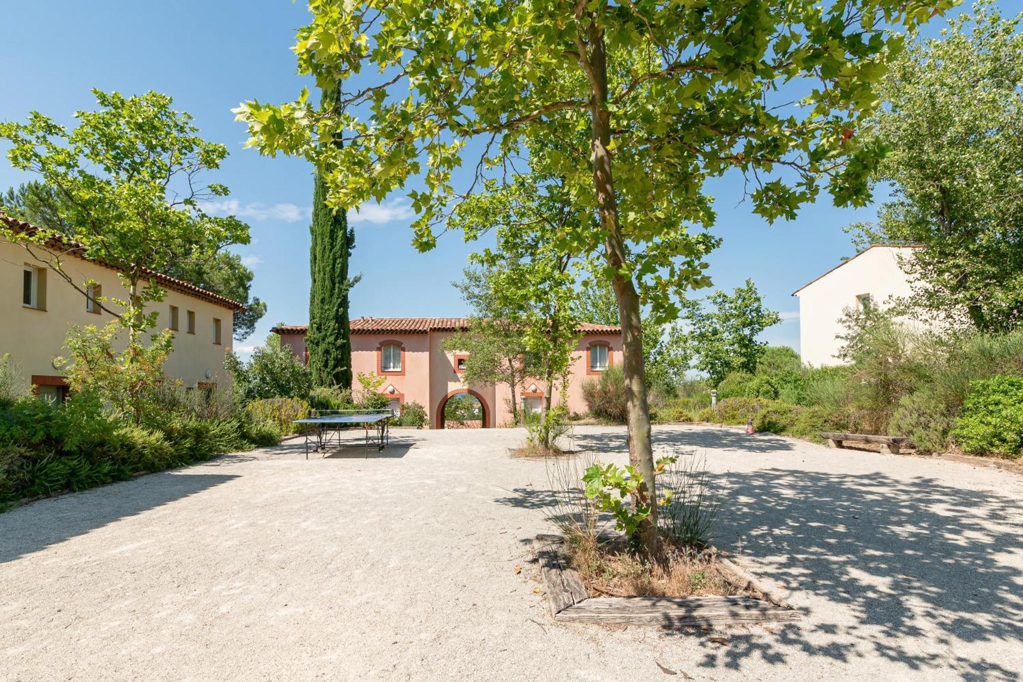 Village Pierre & Vacances Le Rouret Grospierres Kültér fotó